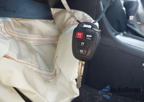 2016 Toyota Corolla S Plus из США, поврежденный, VIN 2T1BURHE7GC619681